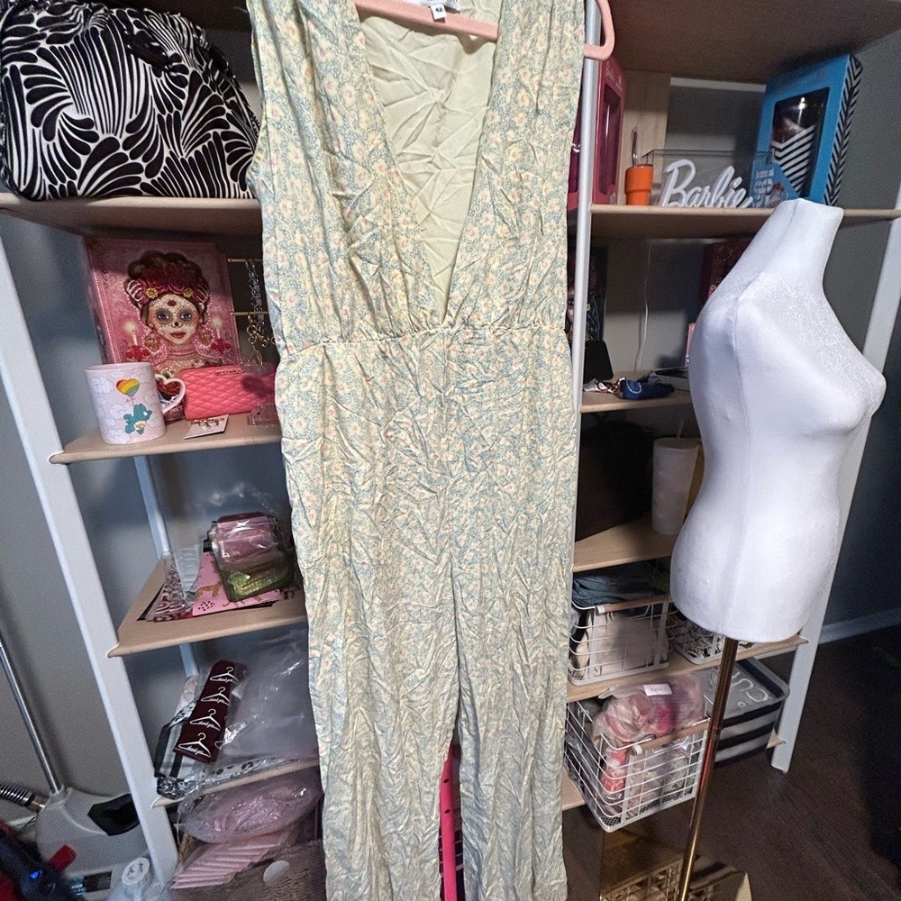 Derek Lam Collection jumpsuit. Preloved Size 42 ( no belt ) - Picture 3 of 5